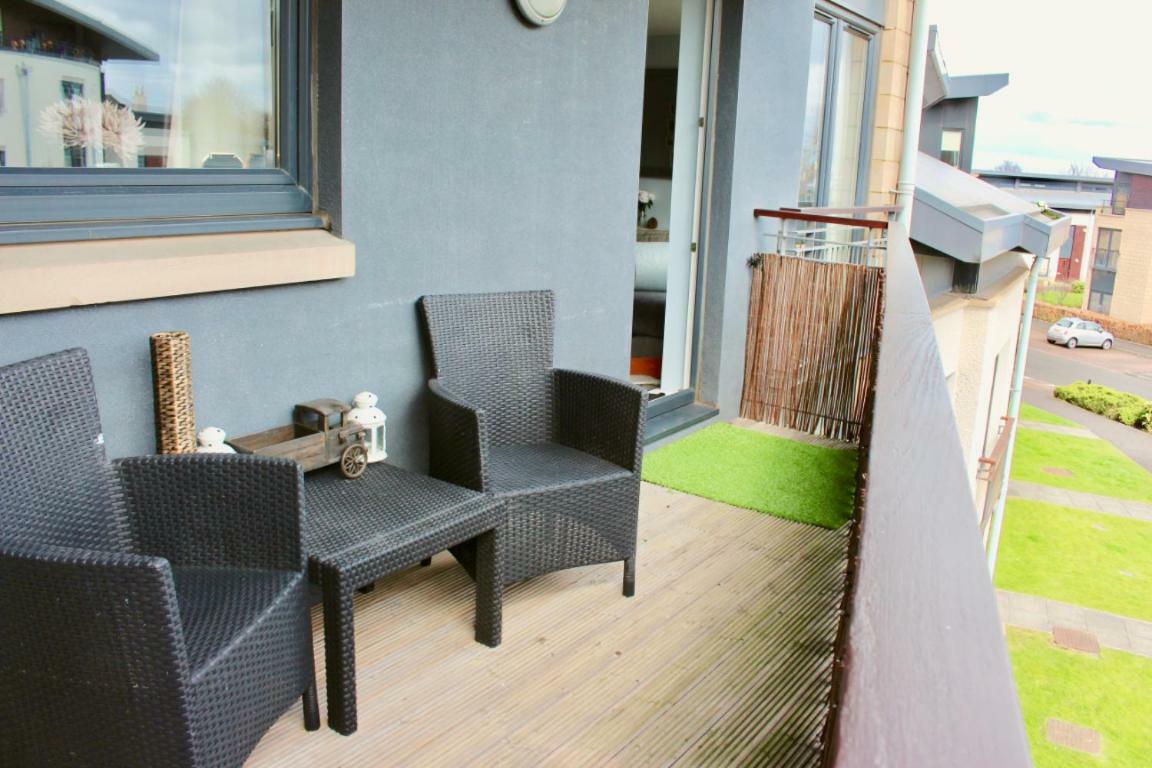 East Pilton - 2 Bed Edinburgh Apartment Free Parking & Balcony Exterior photo